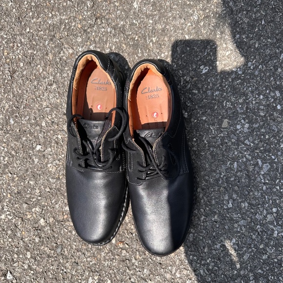 Mens 1825 Unstructured Clarks 11 1/2 Black - Picture 13 of 16